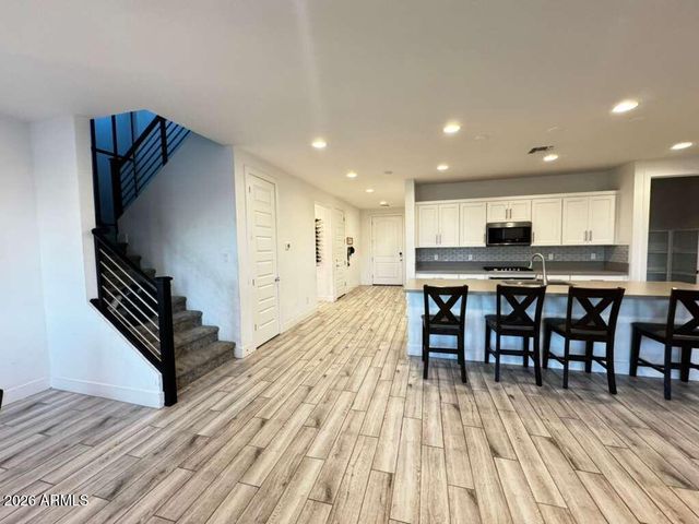 11022 W CHIPMAN Road, Tolleson, AZ 85353