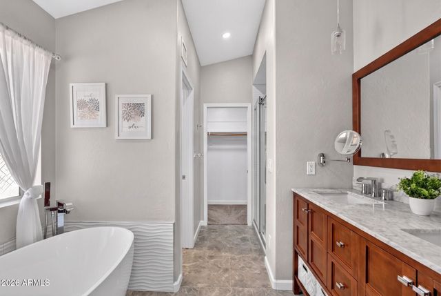 152 S ABALONE Drive, Gilbert, AZ 85233