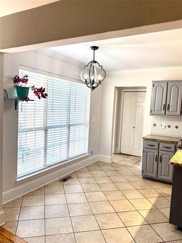 22 Valley Creek SW Drive, Cartersville, GA 30120