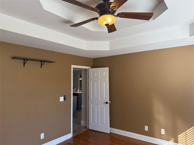 22 Valley Creek SW Drive, Cartersville, GA 30120
