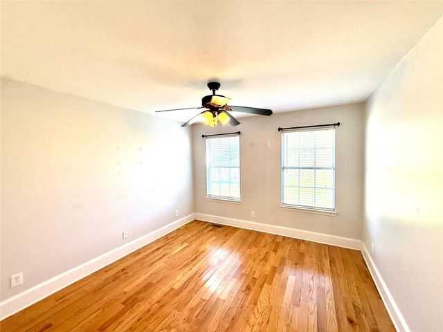 22 Valley Creek SW Drive, Cartersville, GA 30120