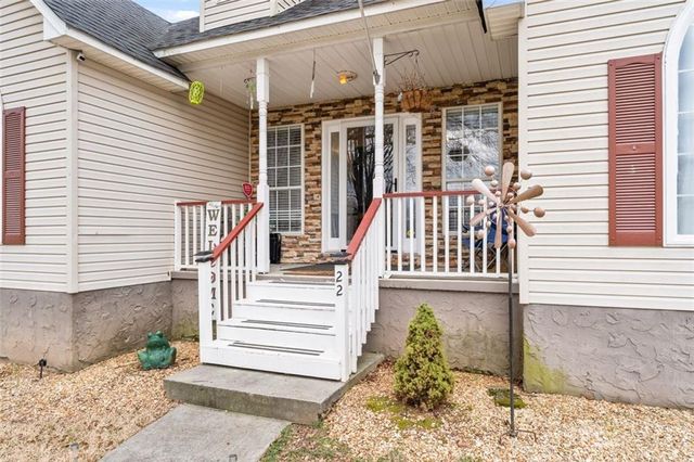 22 Valley Creek SW Drive, Cartersville, GA 30120