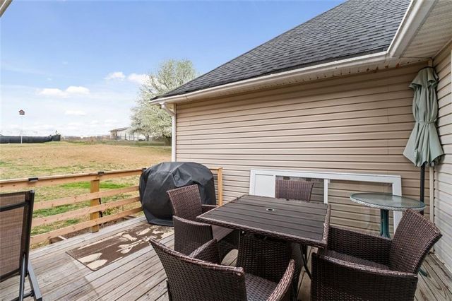 22 Valley Creek SW Drive, Cartersville, GA 30120