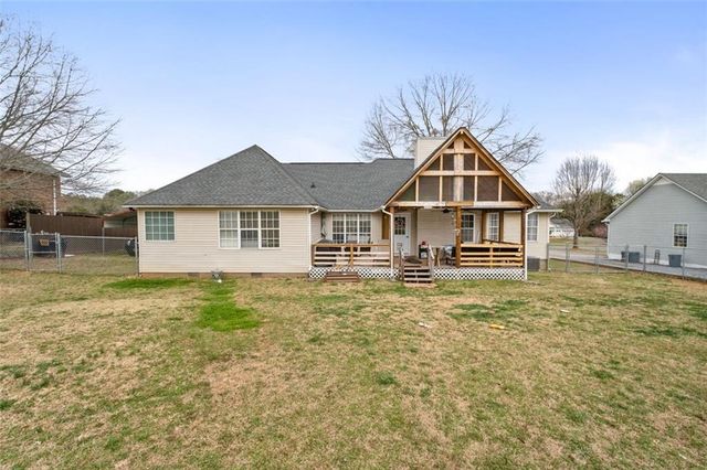22 Valley Creek SW Drive, Cartersville, GA 30120