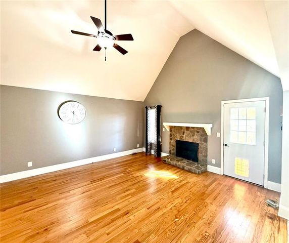 22 Valley Creek SW Drive, Cartersville, GA 30120