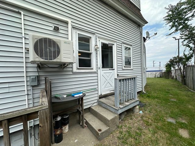 491 Lynn St 1, Malden, MA 02148