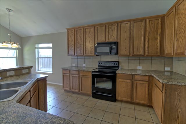 1304 Luckenbach Drive, Forney, TX 75126