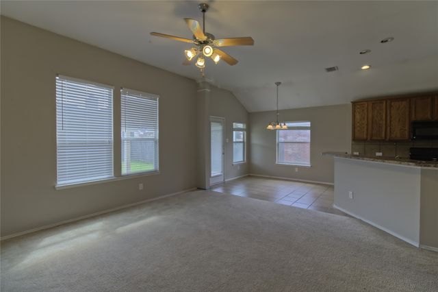1304 Luckenbach Drive, Forney, TX 75126