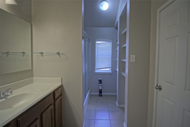 1304 Luckenbach Drive, Forney, TX 75126