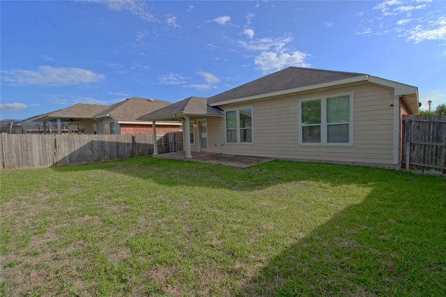 1304 Luckenbach Drive, Forney, TX 75126