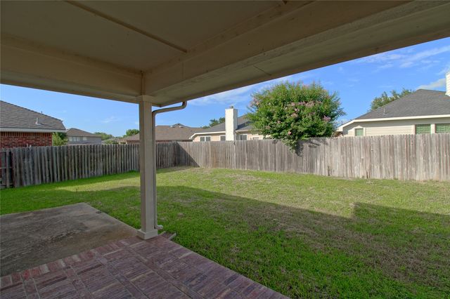 1304 Luckenbach Drive, Forney, TX 75126
