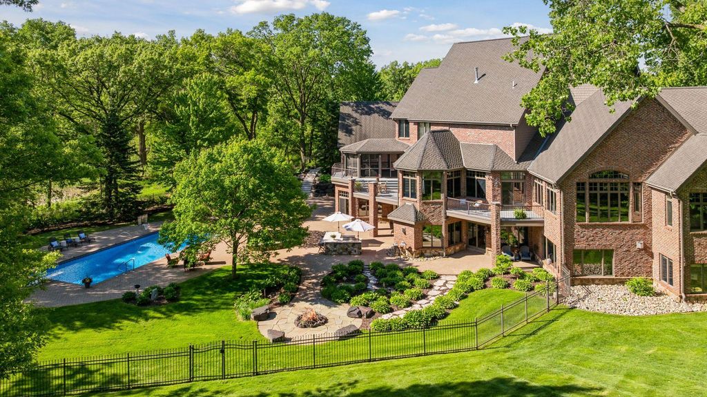614 Hidden Creek Trail, Mendota Heights, MN 55118 — photo 2