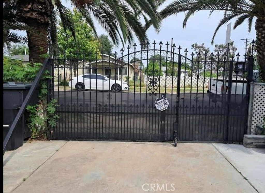 928 & 926 S Hope Avenue, Ontario, CA 91761 — photo 4