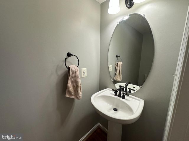 25147 CUTGRASS TER, Aldie, VA 20105