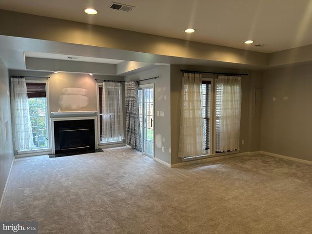 25147 CUTGRASS TER, Aldie, VA 20105