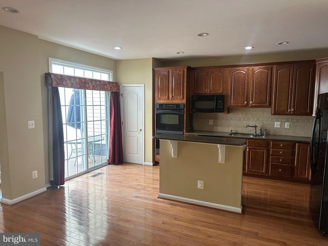 25147 CUTGRASS TER, Aldie, VA 20105