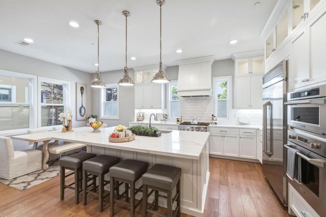 3103 Mena, San Mateo, CA 94403