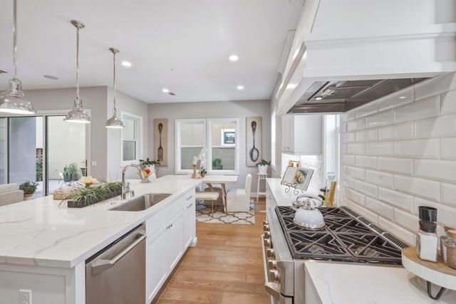3103 Mena, San Mateo, CA 94403