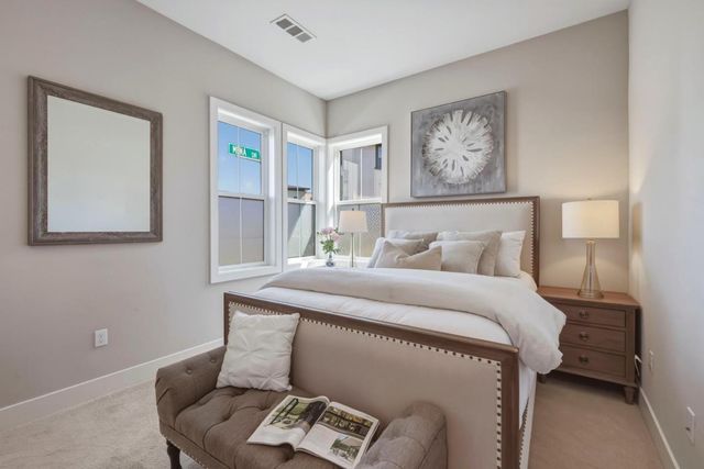 3103 Mena, San Mateo, CA 94403