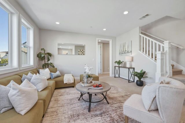 3103 Mena, San Mateo, CA 94403