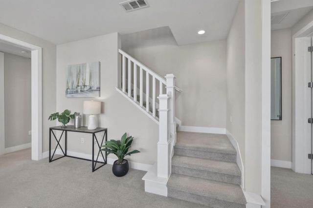 3103 Mena, San Mateo, CA 94403