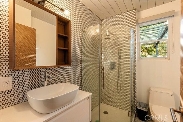 17136 Nanette, Granada Hills (los Angeles), CA 91344