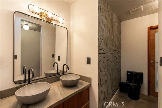 17136 Nanette, Granada Hills (los Angeles), CA 91344