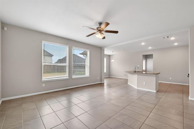 2903 Painted Sunrise Trail, Houston, TX 77045