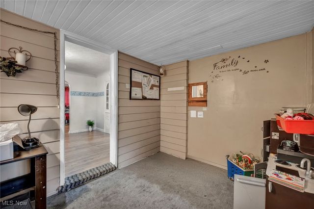 862 Keystone Drive, Cleveland Heights, OH 44121