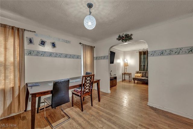 862 Keystone Drive, Cleveland Heights, OH 44121