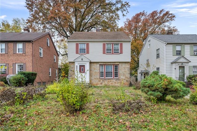 862 Keystone Drive, Cleveland Heights, OH 44121