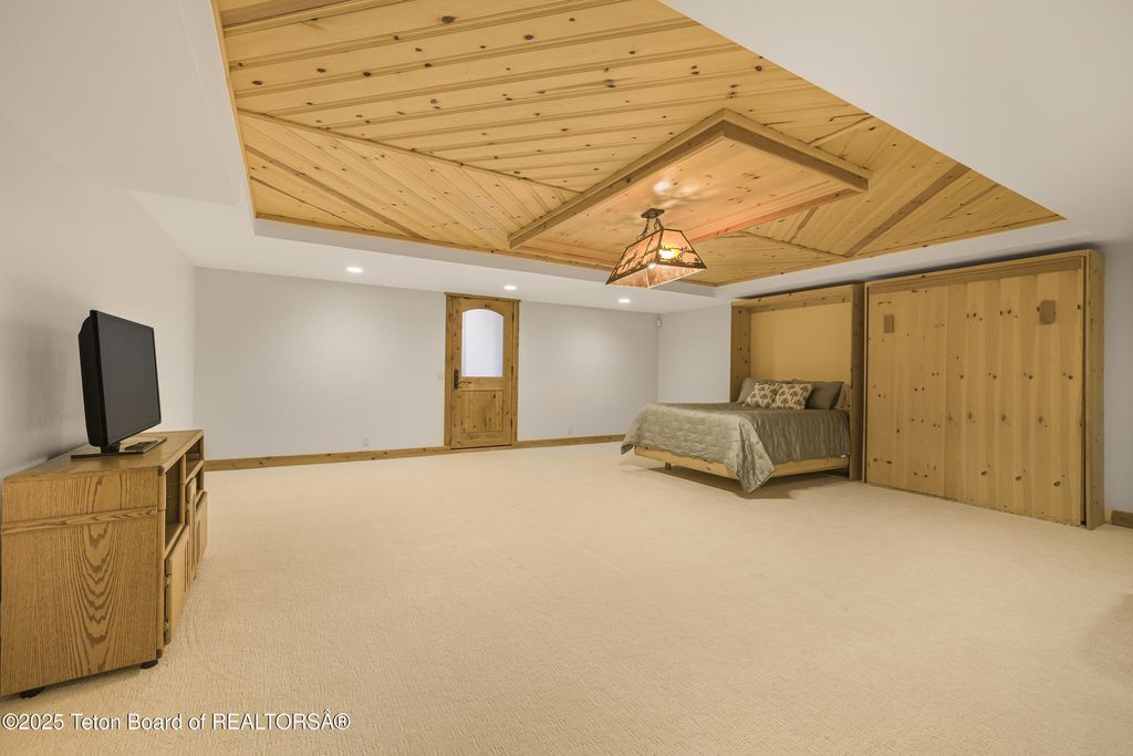 450 E OATGRASS Road, Jackson, WY 83001 photo 37