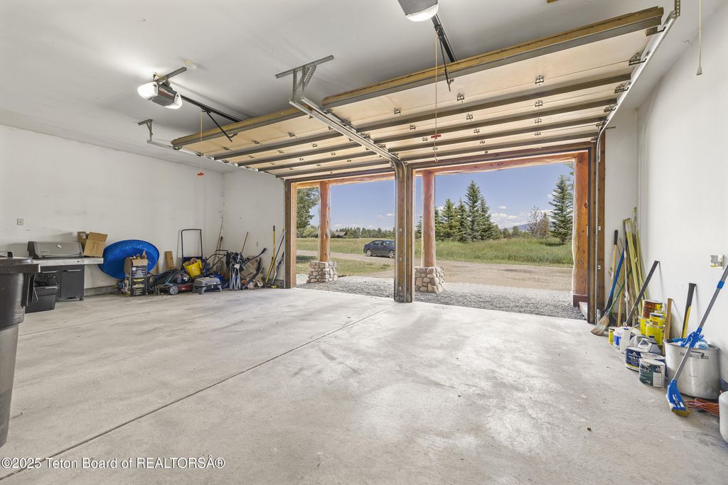 450 E OATGRASS Road, Jackson, WY 83001 photo 39