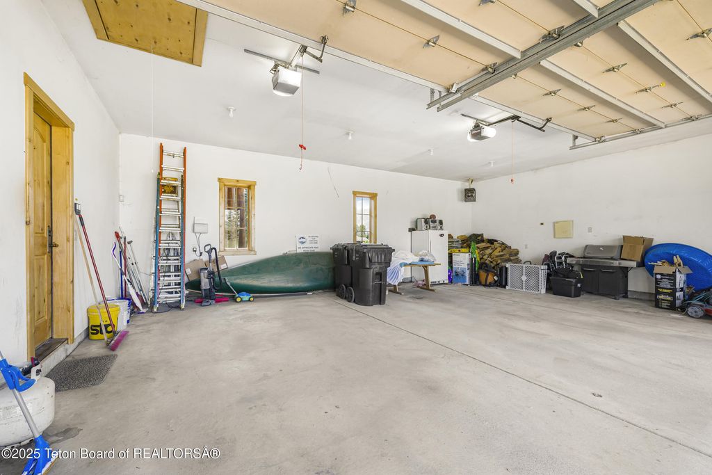 450 E OATGRASS Road, Jackson, WY 83001 photo 40