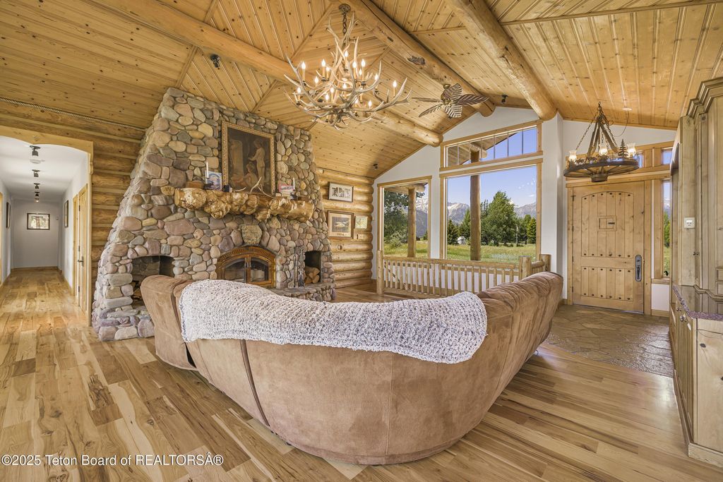 450 E OATGRASS Road, Jackson, WY 83001 photo 5