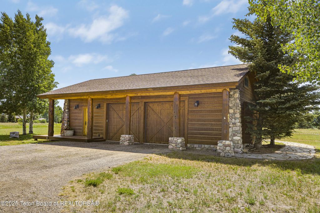 450 E OATGRASS Road, Jackson, WY 83001 photo 55