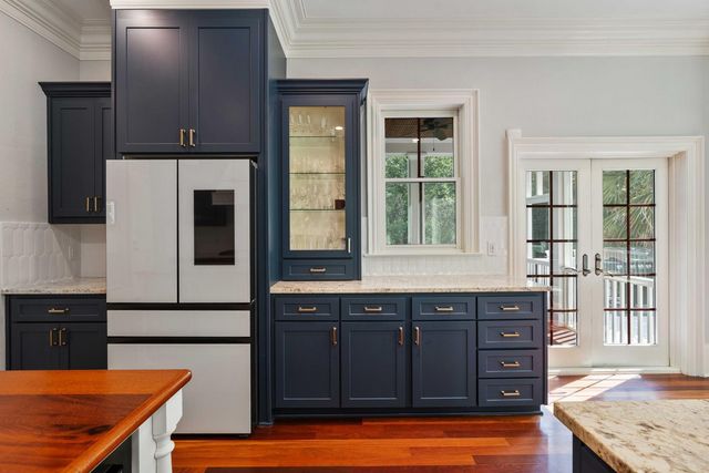 301 Indigo Bay Circle, Mount Pleasant, SC 29464