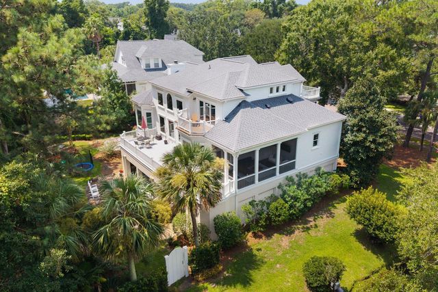 301 Indigo Bay Circle, Mount Pleasant, SC 29464