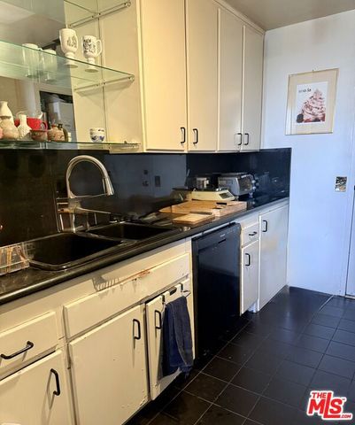 100 S Doheny Drive 1009, Los Angeles, CA 90048