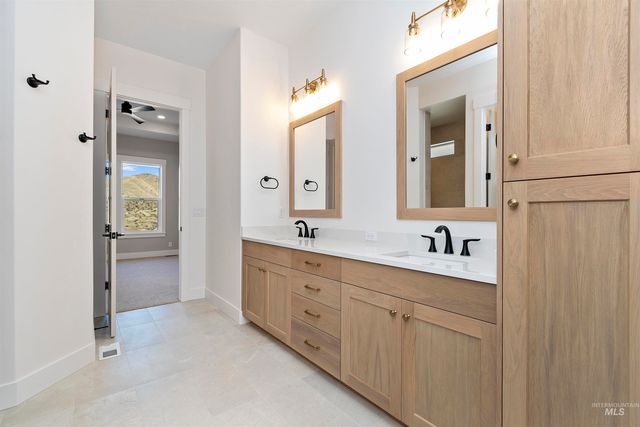 6402 E One Tree Place, Eagle, ID 83629