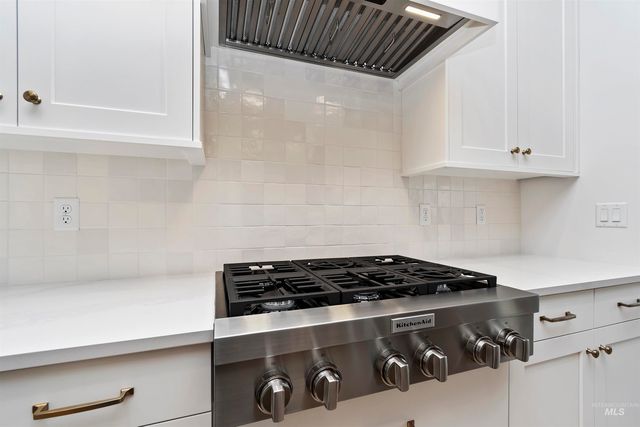 6402 E One Tree Place, Eagle, ID 83629