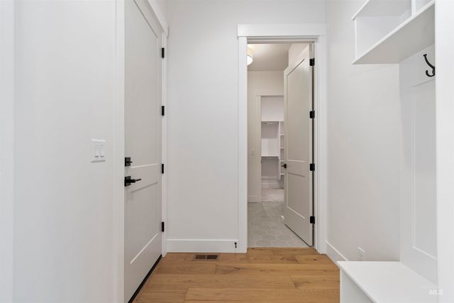 6402 E One Tree Place, Eagle, ID 83629