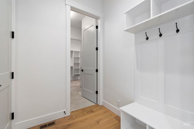 6402 E One Tree Place, Eagle, ID 83629