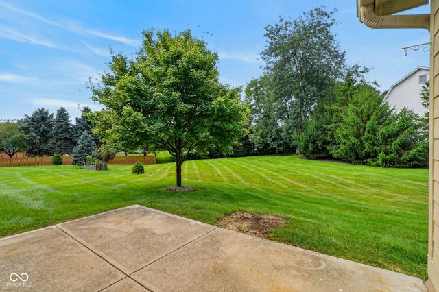 12559 Broadmoor Court S, Fishers, IN 46037