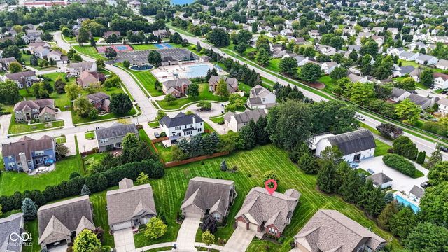 12559 Broadmoor Court S, Fishers, IN 46037