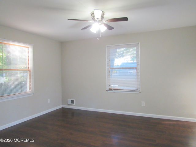 757 Windsor Street, Forked River, NJ 08731