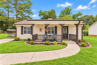 2560 Fairlane Drive, Cumming, GA 30041