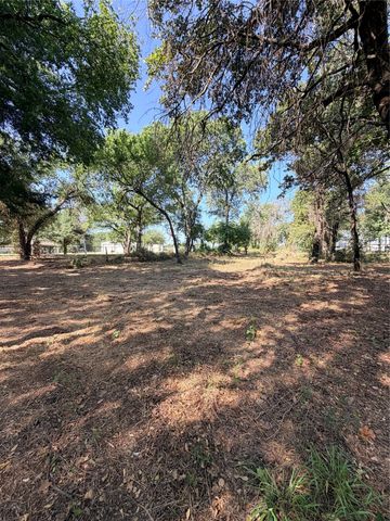 2305 County Road 425c, Cleburne, TX 76031