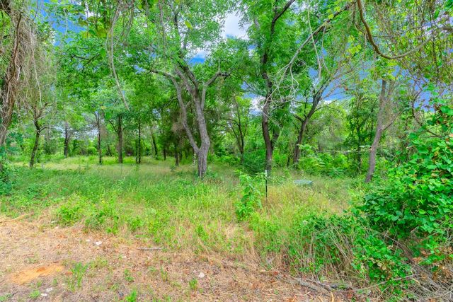 2305 County Road 425c, Cleburne, TX 76031