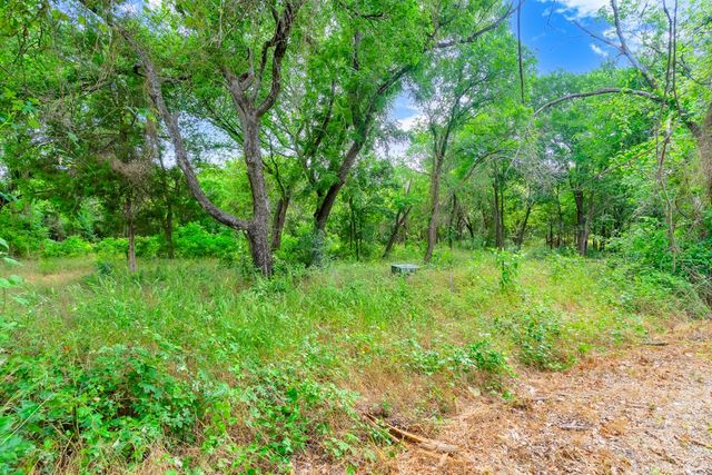 2305 County Road 425c, Cleburne, TX 76031